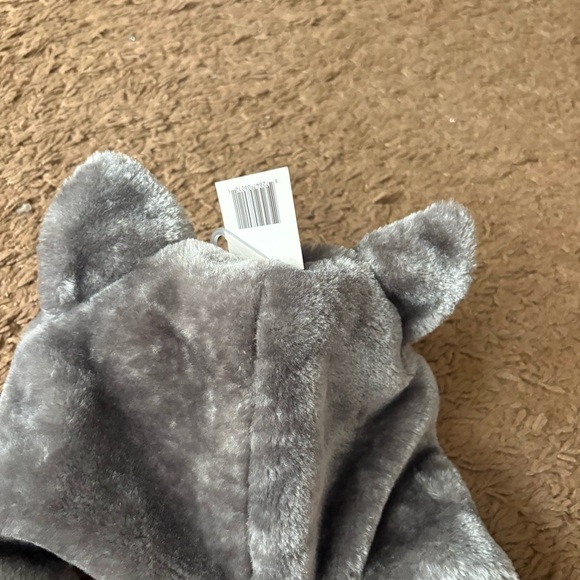 Alaska Kids Plush Husky Dog Hat Wolf NEW Gray Long Ear Scarf - Picture 5 of 7